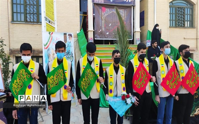  مراسم تشییع پیکر مطهر شهید گمنام در اداره آموزش و پرورش ناحیه 4 شیراز 