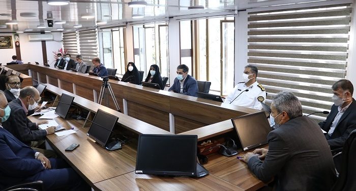 جلسه کارگروه ماده 18 به منظور ساماندهی سرویس مدارس استان کرمان تشکیل شد فرهنگیان24